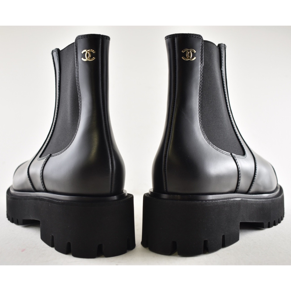 Chanel 24B Black Calfskin Leather CC Logo Pull On Chelsea Ankle Platform Boot 39 - Picture 14 of 16